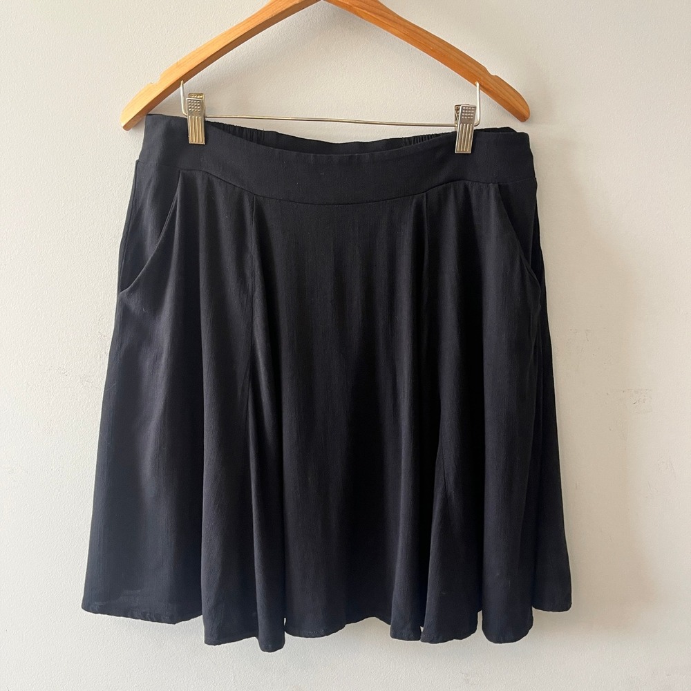Torrid Skater Mini Skirt Black Size 12 Pockets Elastic Waist Flare Casual